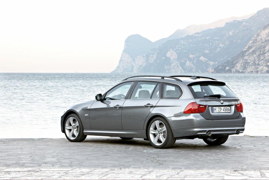  BMW 3-Series 2009 года  (фото 100 из 116)